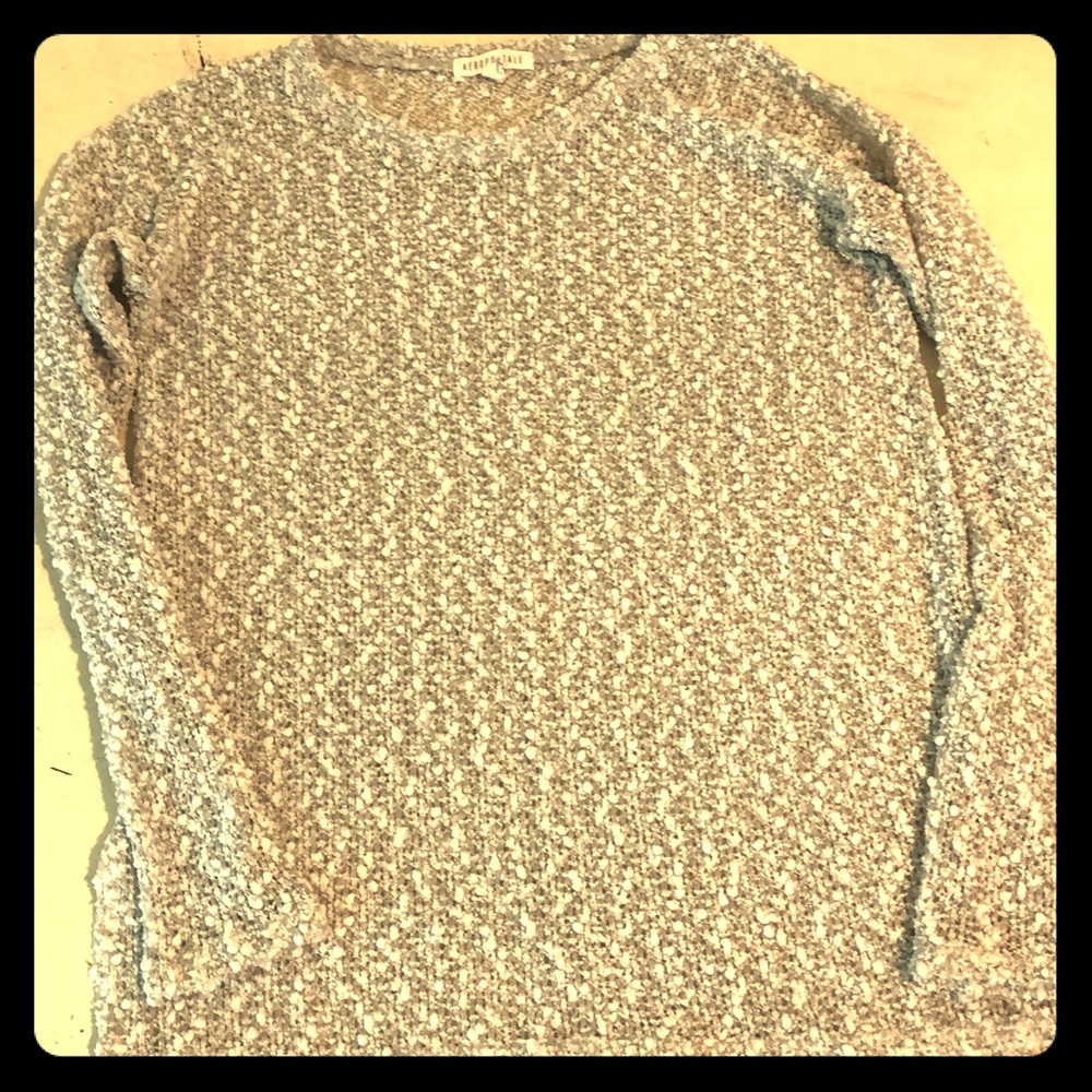 🍀Silver and white sweater